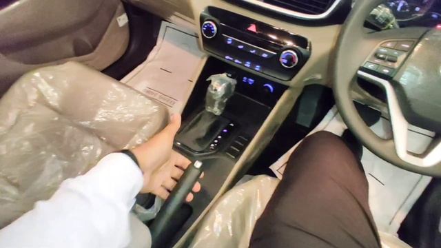Hyundai Tucson GLS 2023 (Base Variant) First look Review смотреть онлайн