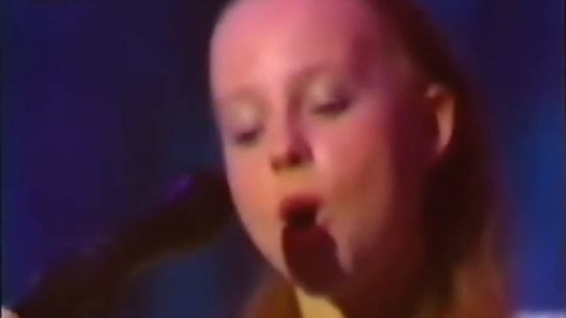 «Венок любви», стихи Сергея Каргашина, музыка Евгения Мартынова, поёт Татьяна Острягина смотреть онлайн