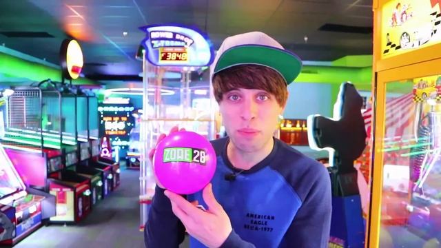 XBox One In A Claw Machine!! смотреть онлайн