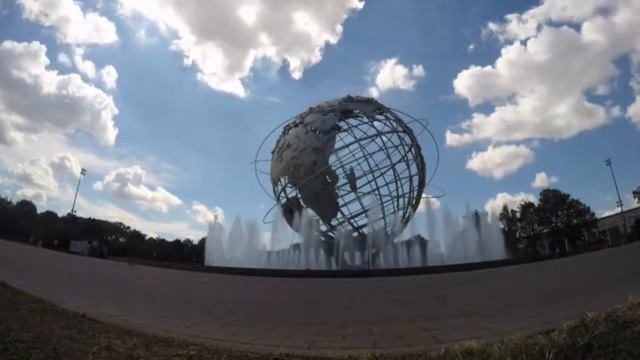 Flushing Meadows Park Globe смотреть онлайн
