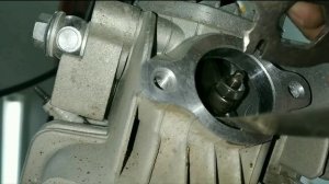 Регулировка клапанов двигателя YX 140.