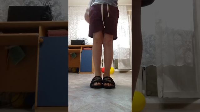 C WALK за 1 минуту (танец) смотреть онлайн