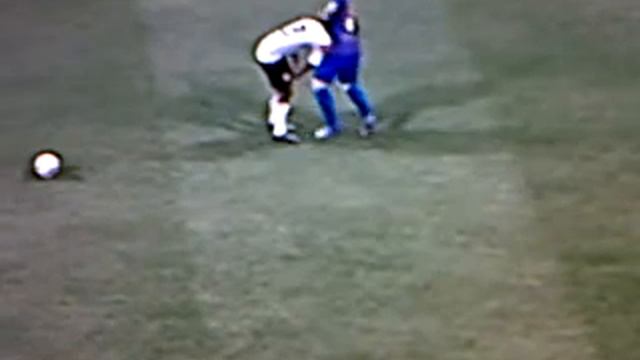 Iniesta has a fight on fifa 12 смотреть онлайн