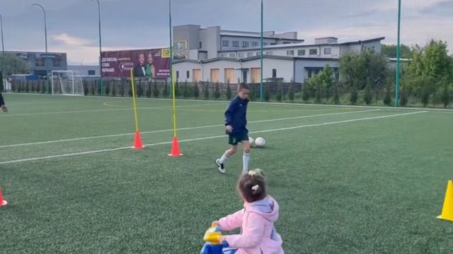 Футбол. Футбольная тренировка смотреть онлайн