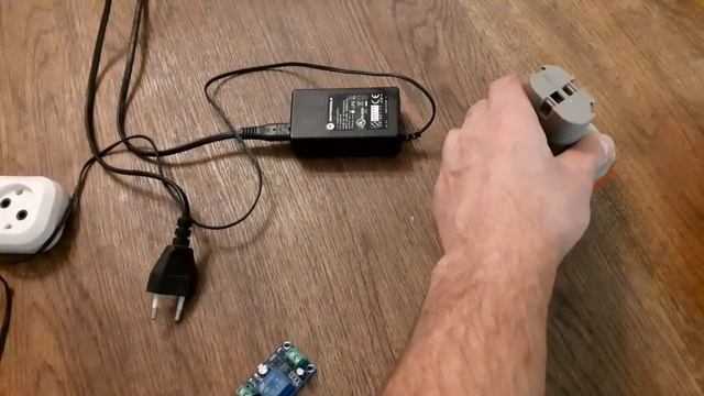 Модуль аварийного освещения,как работает! смотреть онлайн