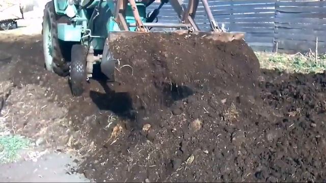 Т40 с ковшом. смотреть онлайн