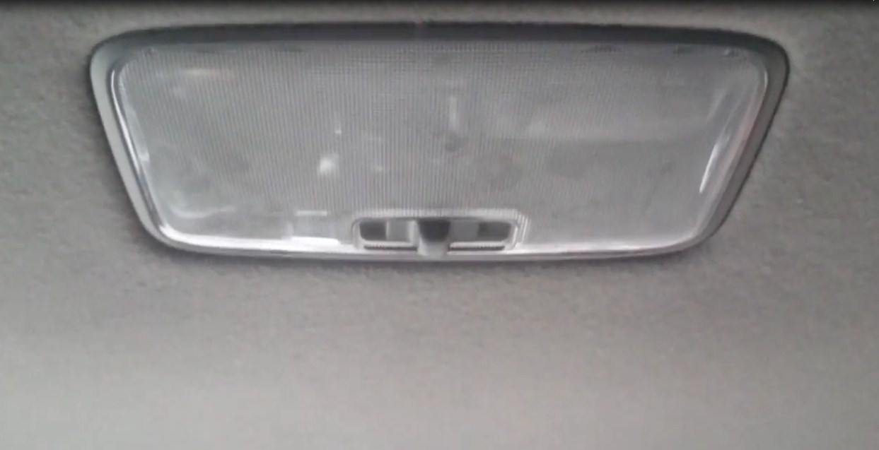 Замена ламп в потолочном освещении ПРАДО 120 на LED смотреть онлайн