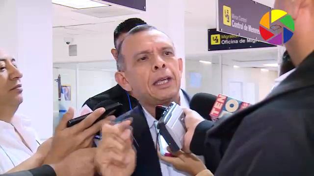 Porfirio Lobo opina sobre gobierno de Juan Orlando Hernández смотреть онлайн