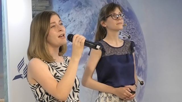 Жизнь, как роза| Христианские песни | Прославление и поклонение | Дианна Бобкова и Александра Гирк смотреть онлайн