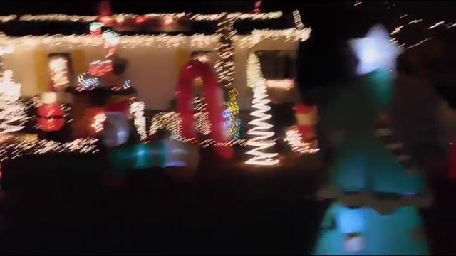 Christmas at the Home of Danny Roberts смотреть онлайн