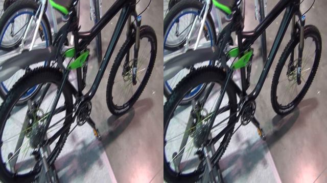 BMW Fox Bike in 3D 4K UHD смотреть онлайн