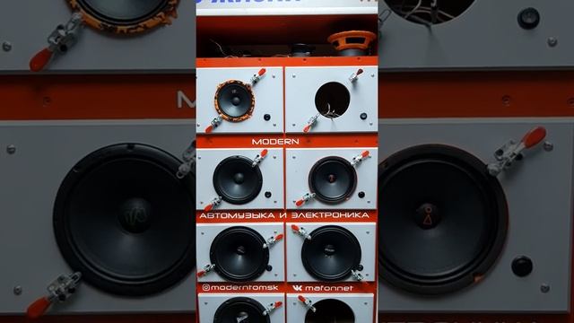 Новая эстрада JBL Shock Wave 100W65 против Machete ММ-60 V.2 смотреть онлайн