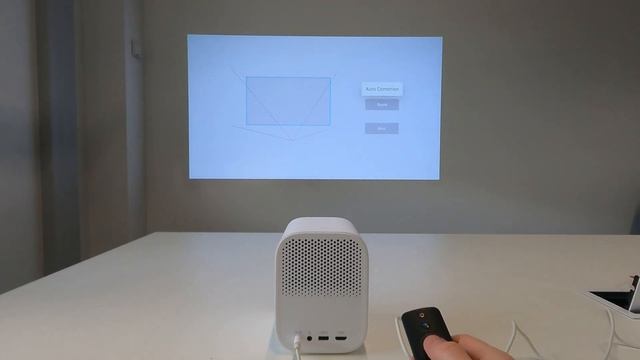 Xiaomi Mi Smart Projector 2