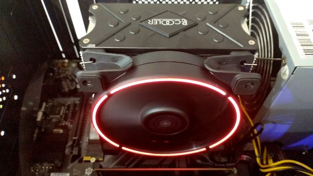 Демонстрация работы подсветки кулера для процессора PCCOOLER GI-X5R смотреть онлайн