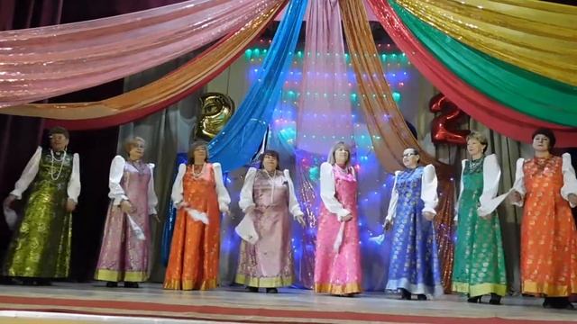 Ансамбль "Соседушки" - "На горе колхоз..." смотреть онлайн