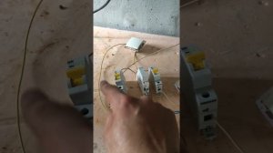 Контактор, простая схема подключения через выключатель