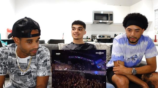 AMAZING LIVE PERFORMANCE ???AMERICANS REACT TO [EXO-LIGHTSABER + Drop That] KPOP Concert MAMA смотреть онлайн