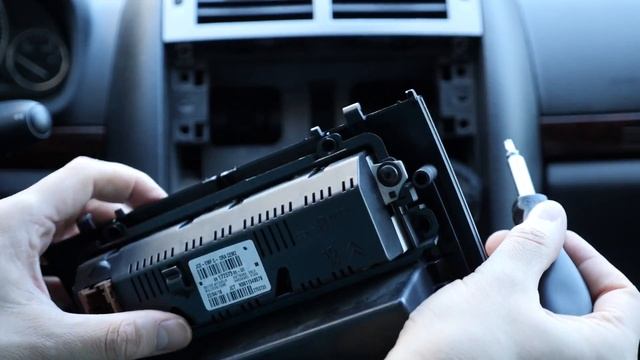 Peugeot 407 Radio and Multifunctional Screen Removal / Replace смотреть онлайн
