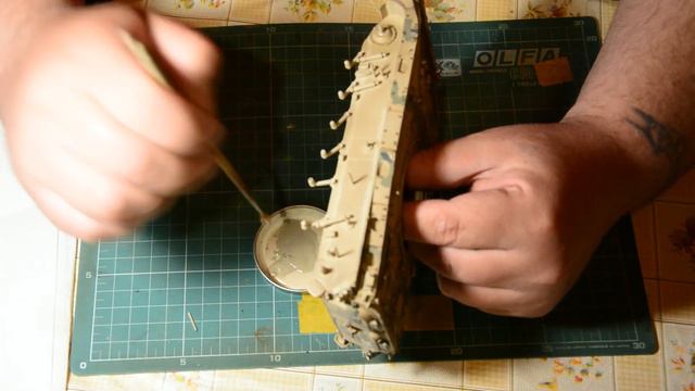Сборка и покраска БМП-2Д от "Trumpeter" 1:35 .Assembly and painting BMP-2D in 1:35 scale. смотреть онлайн