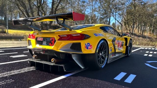 1:18 Corvette C8 R No3 Top Speed Yellow Resin Model by TrueScale [Unboxing] смотреть онлайн