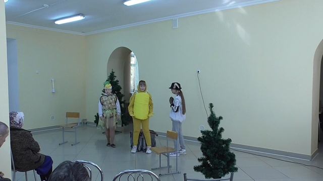 Спектакль "Невероятные приключения Колобка" в Доме престарелых в Теолине на белорусском языке смотреть онлайн