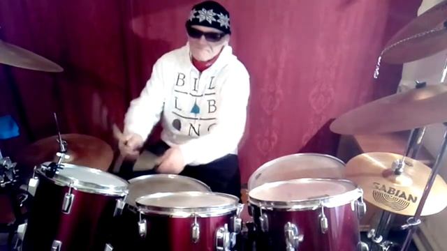 "Академия бубна В. Гасанова."))) / The Best Drum Solo # 12 # композиция "Эстафета" смотреть онлайн