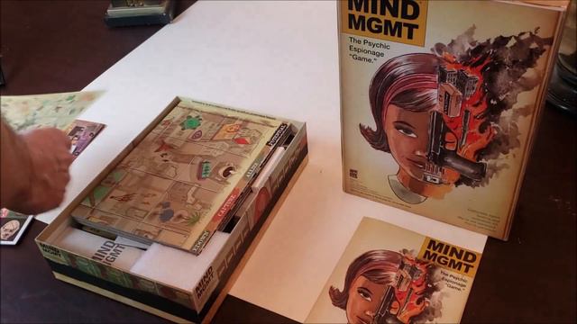 Mind MGMT Unboxing By THE GAME WARRIOR - Take a Look at the Component Style and Quality смотреть онлайн