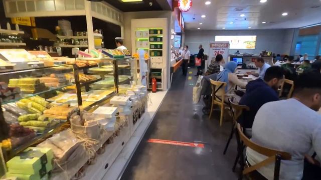 Sabiha Gokcen Airport (SAW), Walk from Passport Control to Gate - 4K Walking Tour | Turkey смотреть онлайн