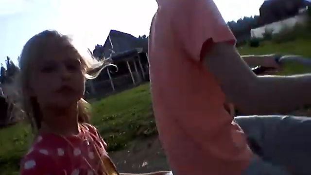 Катаемся на велеке! смотреть онлайн