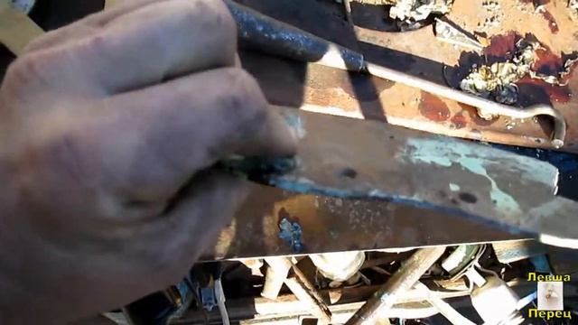 Делаю сапку для прополки чеснока и лука смотреть онлайн