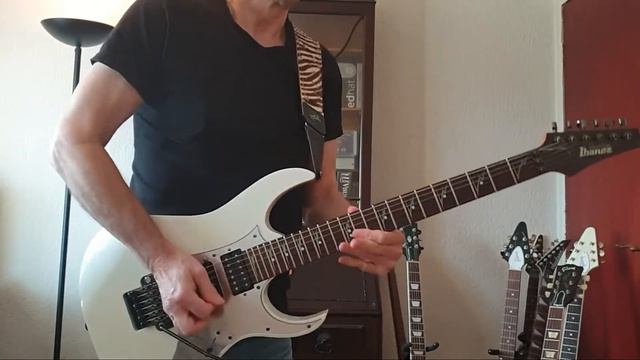 Vinnie Moore - Rain - my version of this beautiful tune смотреть онлайн