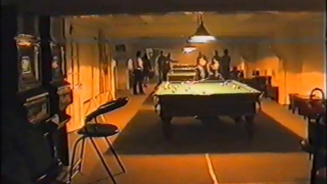 г. Самарканд. Узбекистан 2001год. мне 16лет играю бильярд смотреть онлайн