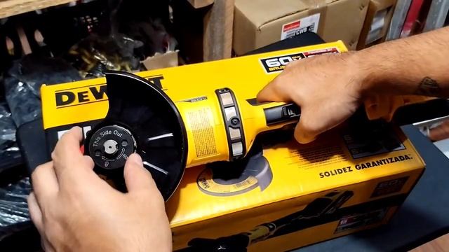 Esmerilhadeira Com Sistema Via Bluetooth Da Dewalt INCRÍVEL смотреть онлайн