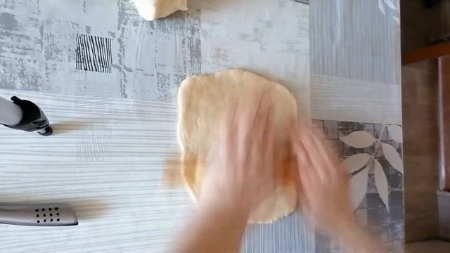 Вкусные пышки на сковородке смотреть онлайн