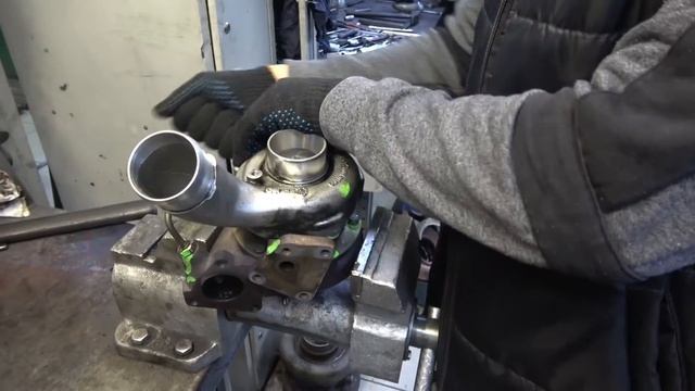 Ремонт турбины BV50-0054 3.0 TDI Ауди, Фольксваген .Разборка. смотреть онлайн