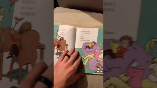 Dr. Seuss Rap: “There’s a Wocket in My Pocket”- Performance by @jordansimons4 смотреть онлайн