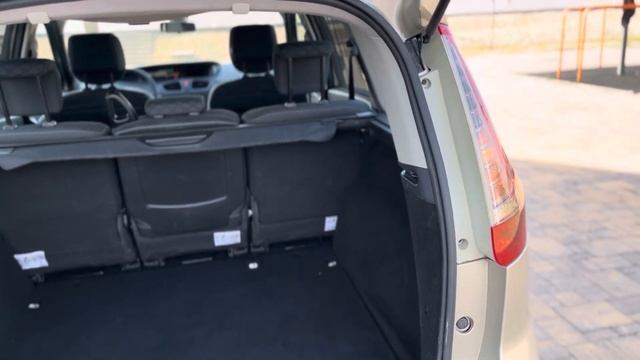Renault Grand Scenic Diesel смотреть онлайн