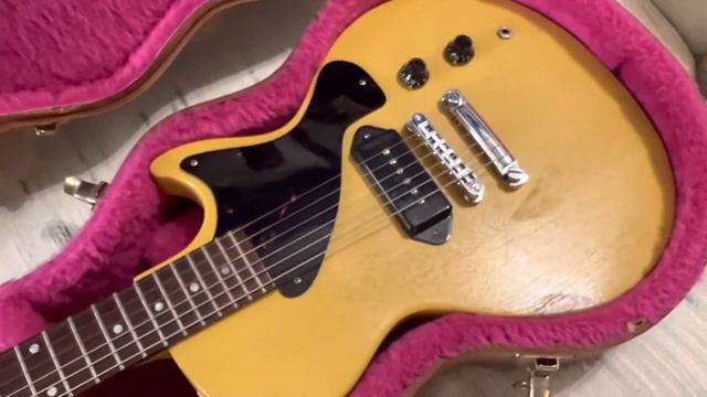 2003 Gibson Les Paul Melody Maker смотреть онлайн