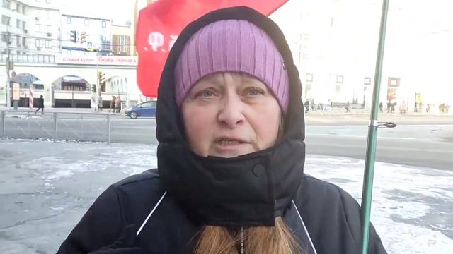 Одиночные пикеты в поддержку Путина в центре Новосибирска. 11 февраля 2024 года смотреть онлайн