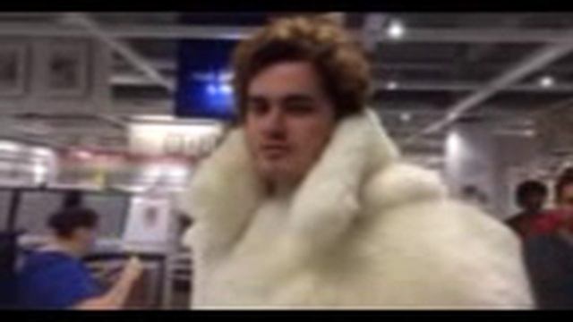 BLONDE SNOW смотреть онлайн