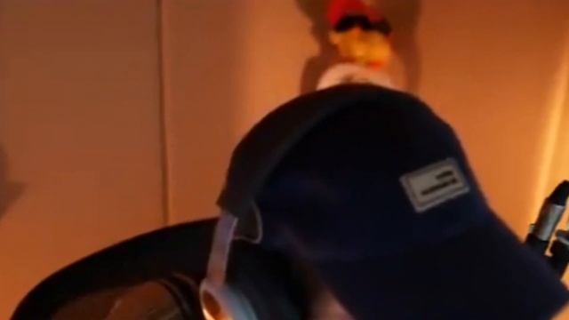 жесть на стриме шок шок жесть олеша бомбанул и исчез прямо во время трансляции #ОлёшаМем смотреть онлайн