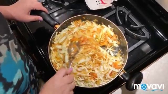 37, Запекаю лазанью, и готовлю тушеную капусту на ужин смотреть онлайн