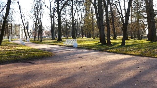 Пригороды Санкт-Петербурга - Пушкин ( Царское село ), прогулка по городу апрель 2020 года. смотреть онлайн