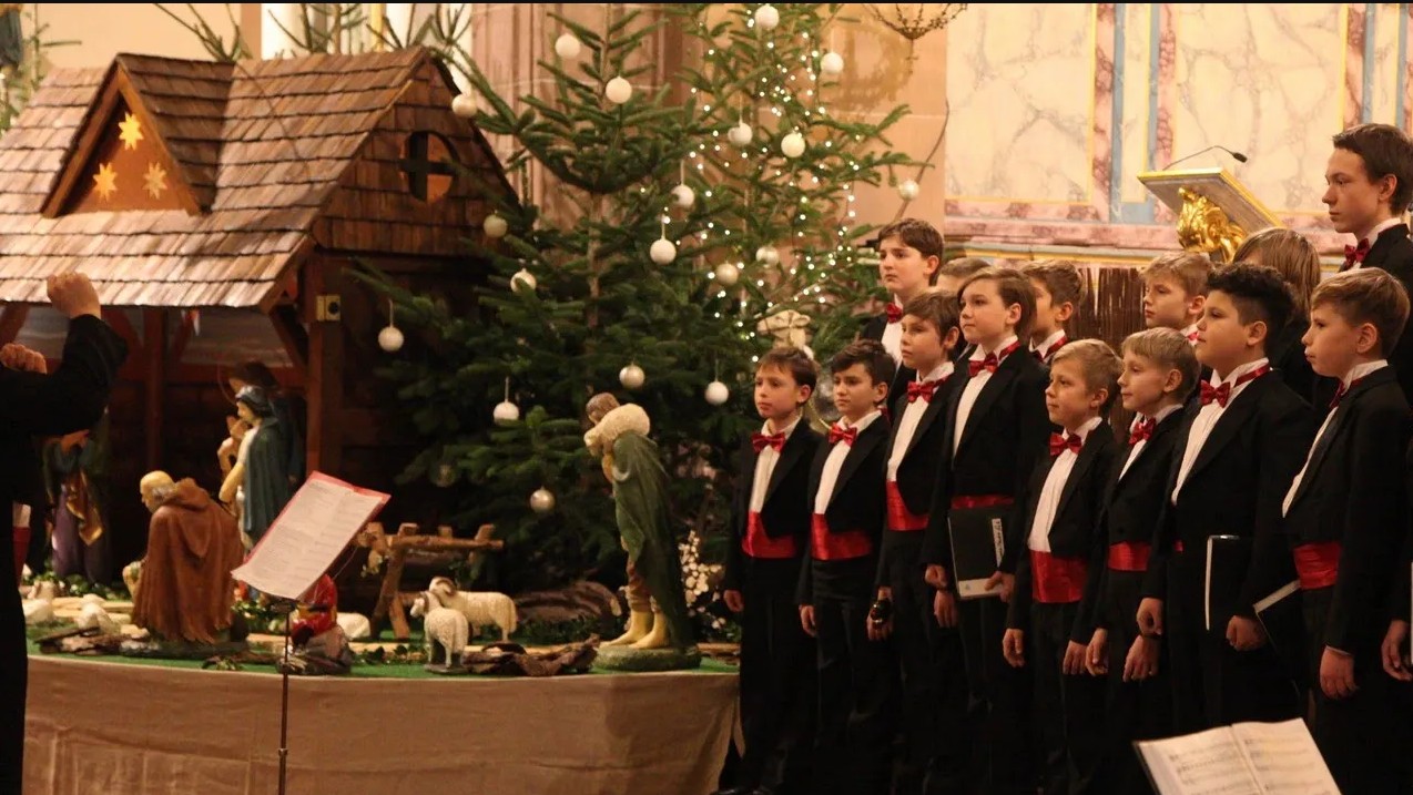The Nativity Of Christ - La Peregrinación - Ariel Ramírez - Moscow Boys' Choir DEBUT
