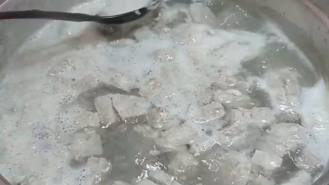 Ароматный супчик на обед / ЩИ с квашеной капустой и мясом. смотреть онлайн