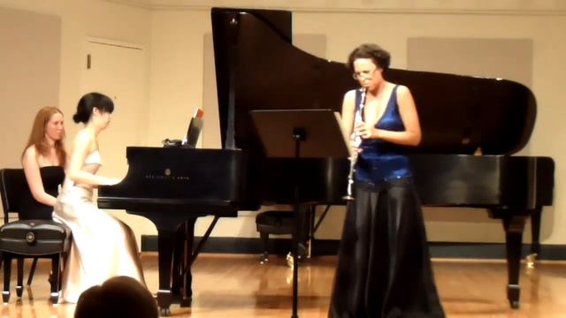 Medina plays Brahms Sonata No.2 смотреть онлайн
