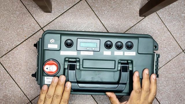 Power Box LiFePO4 With 300w PSW Inverter