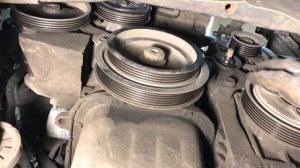 Замена ремней навесного оборудования Nissan Bluebird