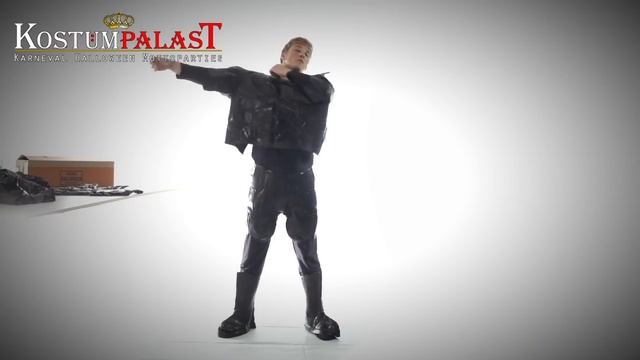 Batman Deluxe Kostüm смотреть онлайн