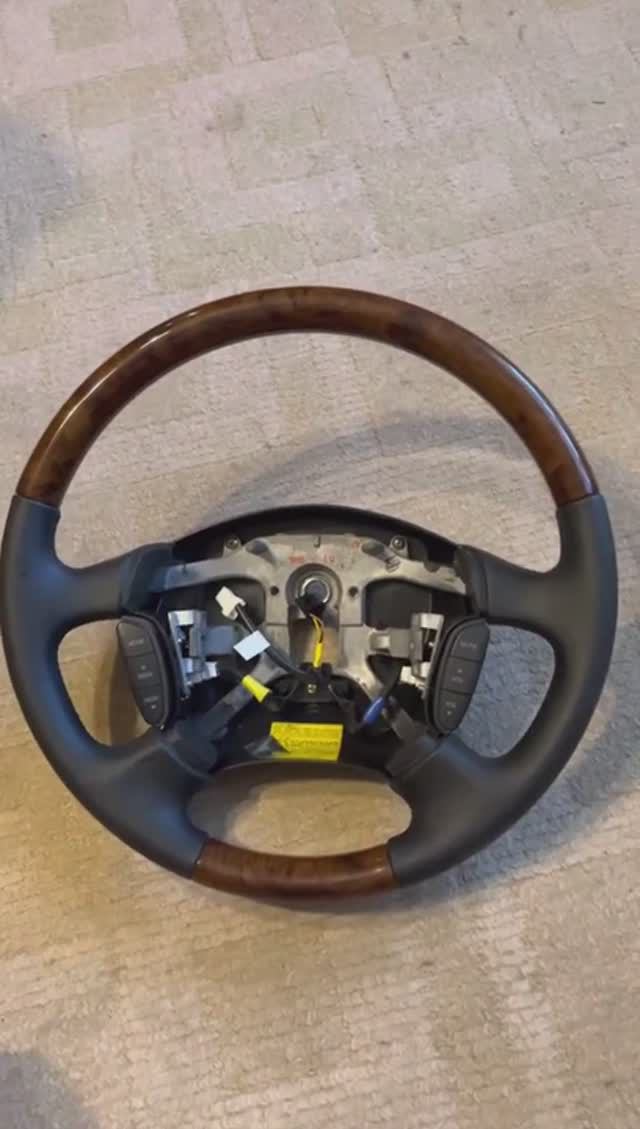 Новый деревянный руль  Hyundai Terracan XG для Avito (АРХИВ)